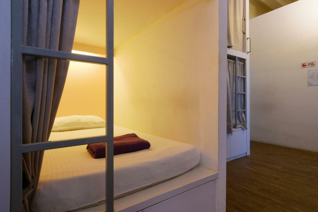 Pillow Talk Hotel kapsul